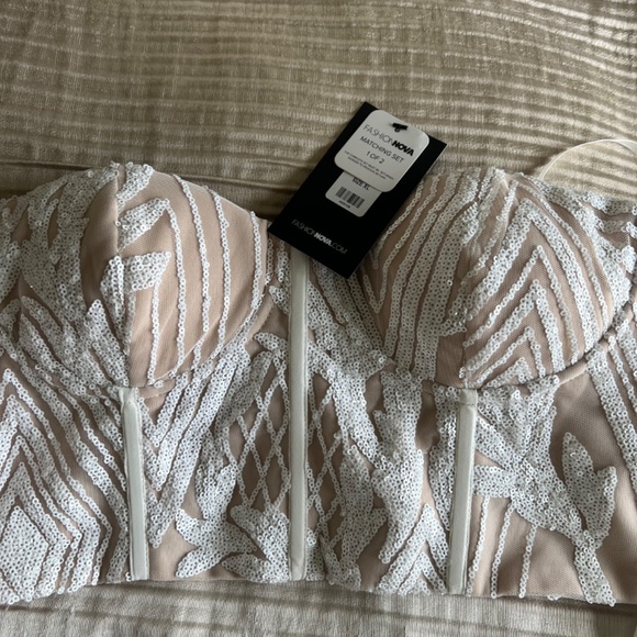 WHITE SEQUINED MAXI SKIRT SET… - Picture 5 of 5